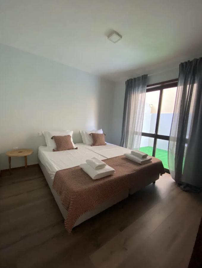 Amare Guest House Ovar Exterior foto